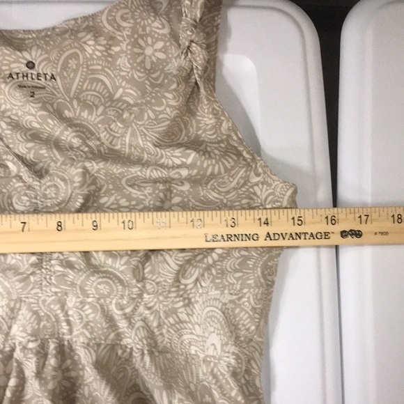 Athleta sundress sleeveless vneck knee length size 2 side zipper tan and cream - Picture 13 of 14